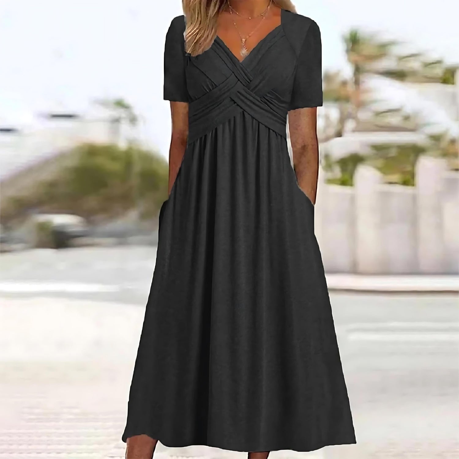 Stilla | Midi Elegante kjole med mavekontrol