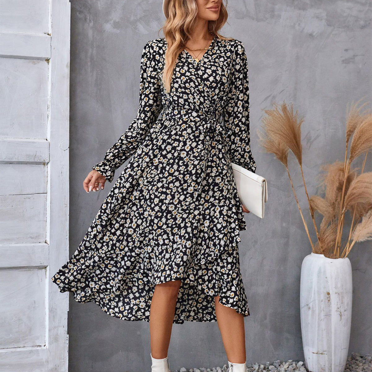 Stilla | Floral Ruffled Langærmet Kjole