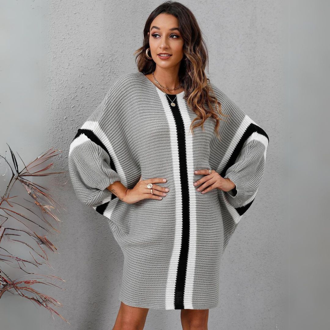 Stilla | Oversized strik poncho med stribet accent Online
