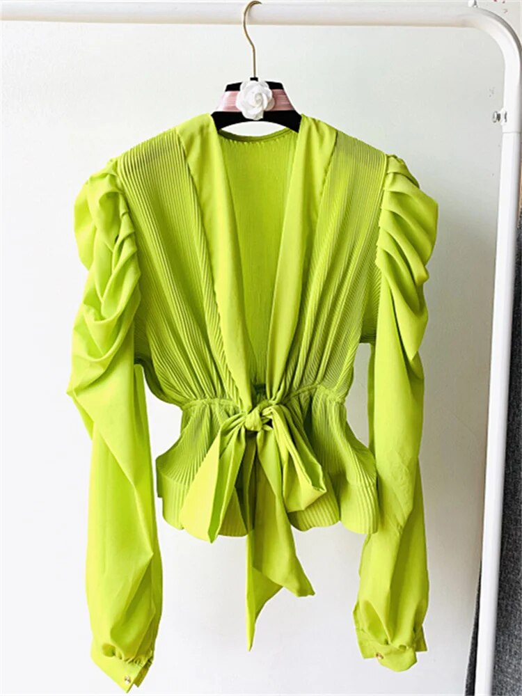 Stilla | Elegante V-hals Bluse Med Puffede Ærmer Online Hot Salg