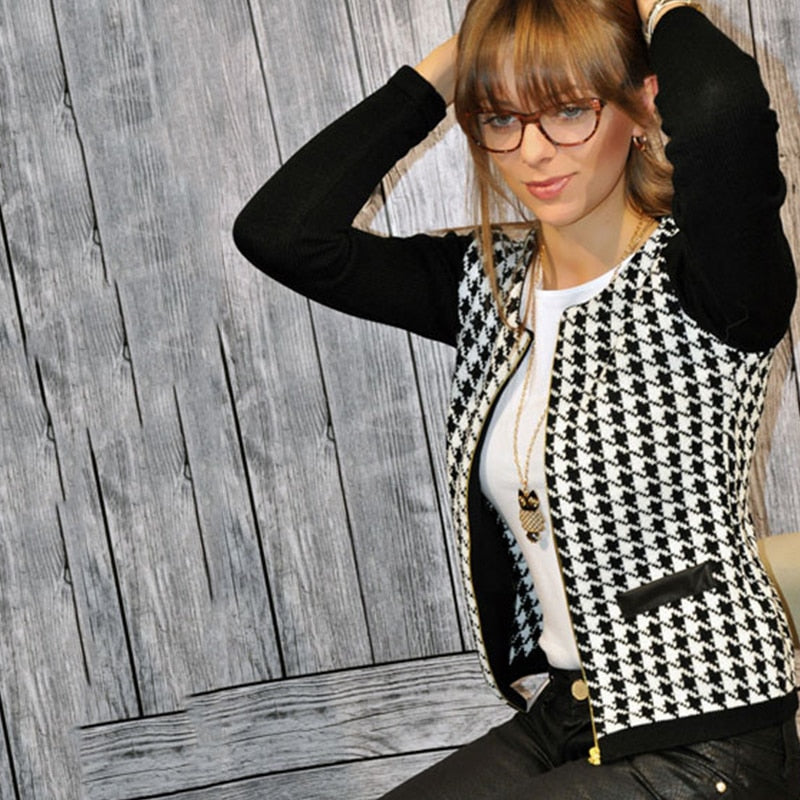 Stilla | Elegant Lunt Strikmantel