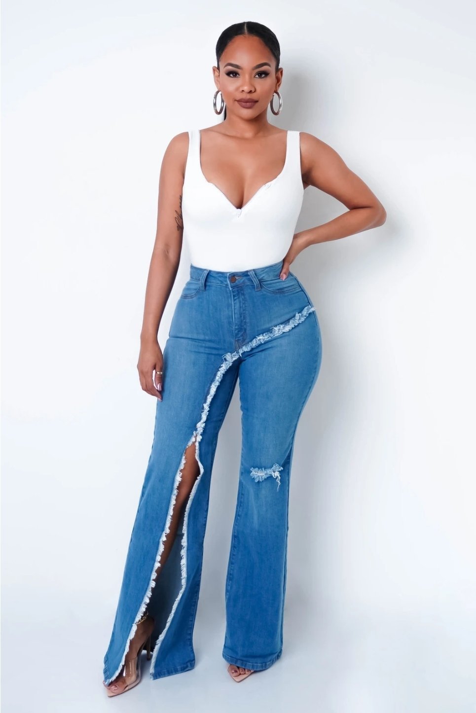 Stilla | Kvinders Elastiske Revne Flared Jeans