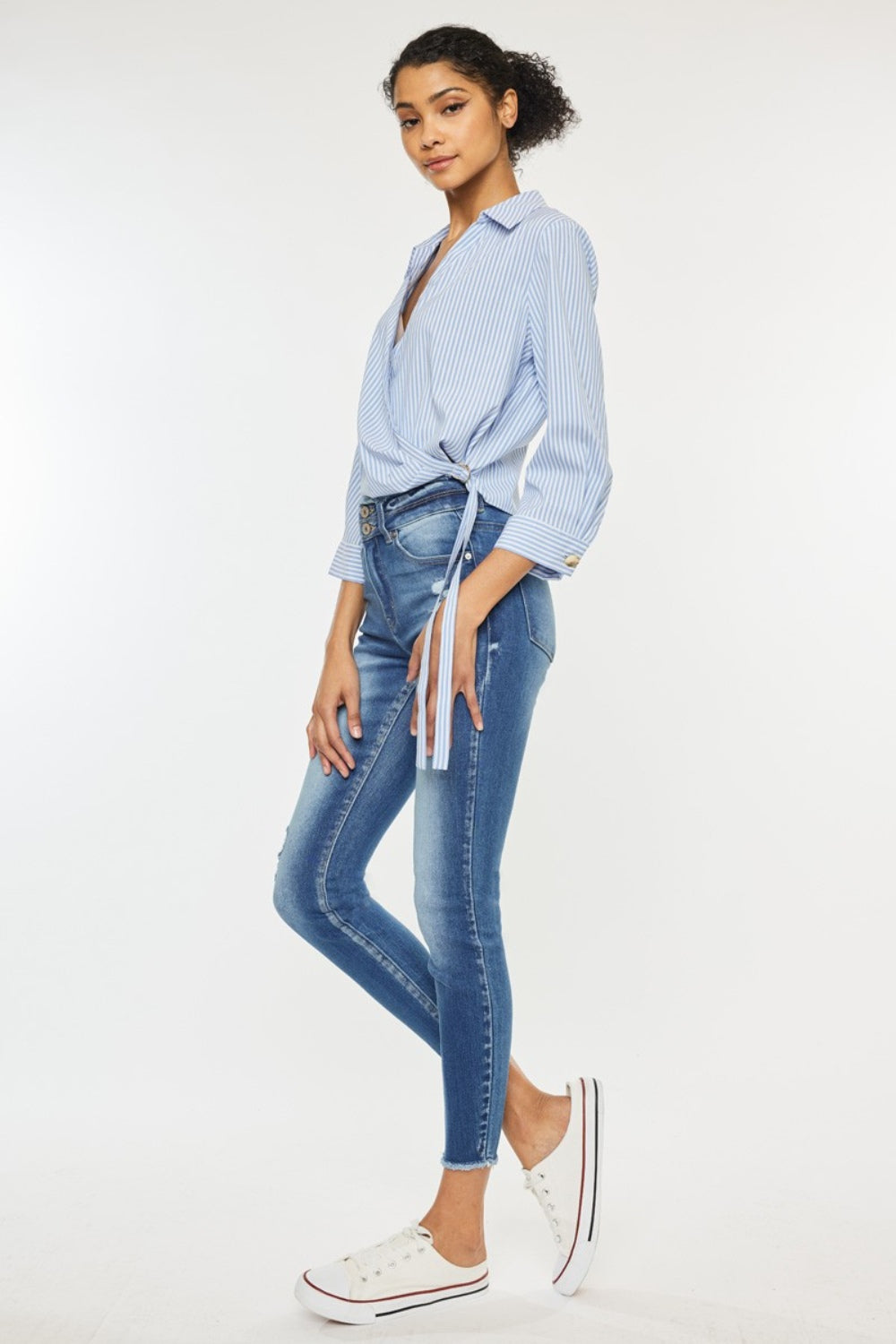 Stilla | Distressed Raw Hem Høj Talje Jeans