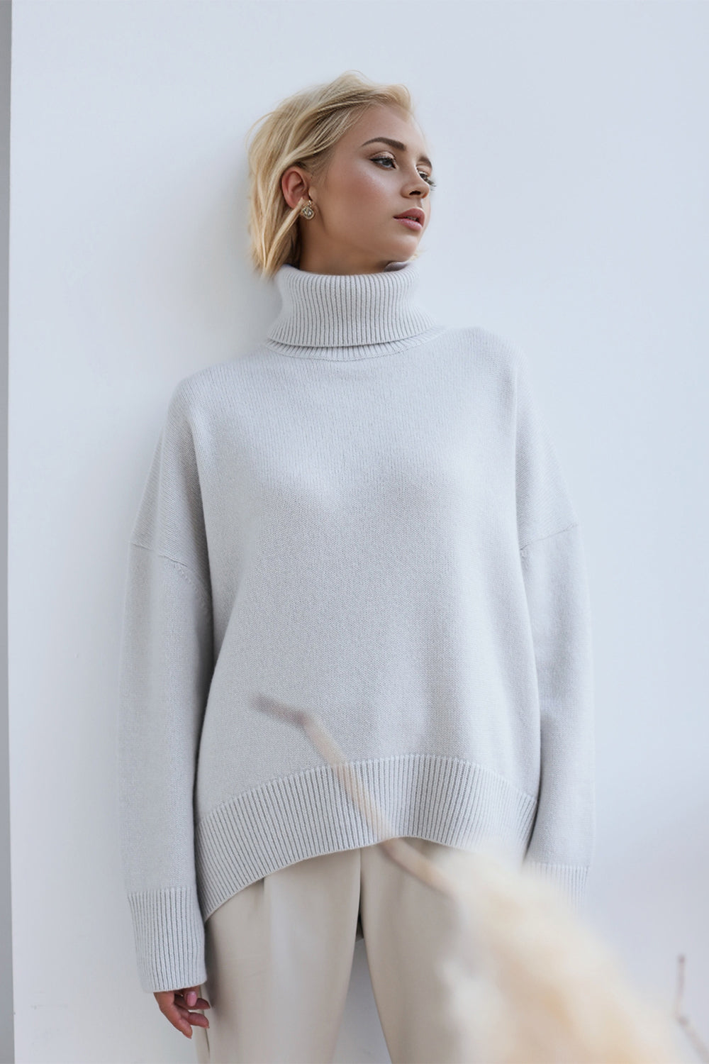 Stilla | Basic Bae Rullekrave Drop Shoulder Langærmet Pullover på udsalg