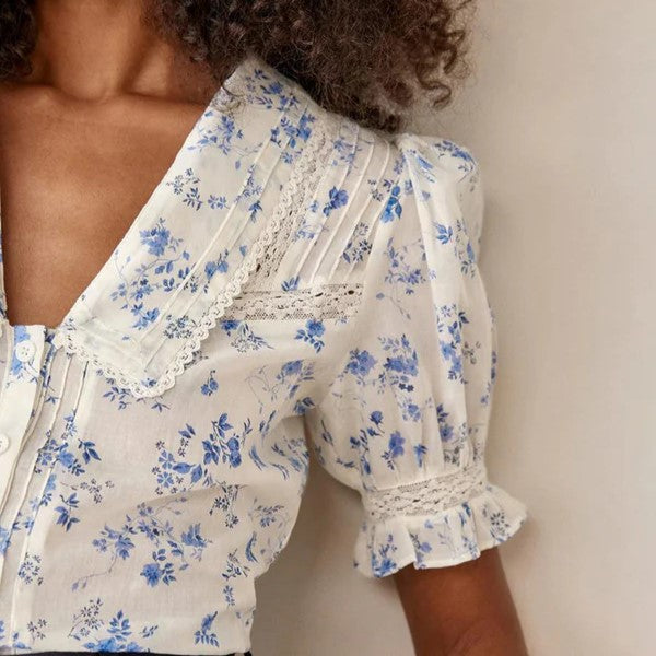 Stilla | vintage blomstret bluse med blondekant