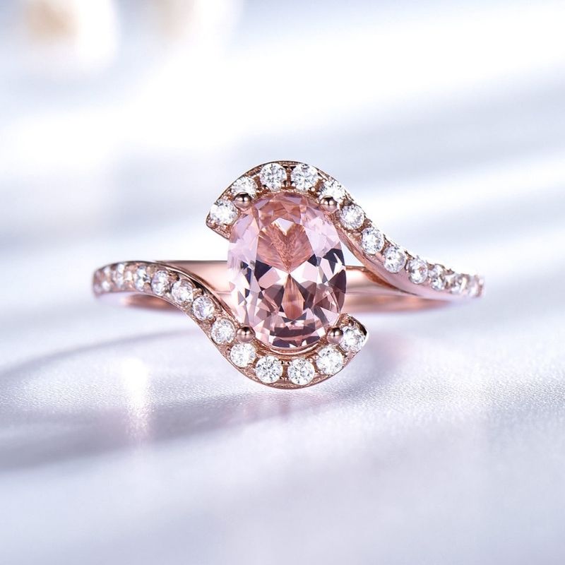 Stilla | Bølge-design Pink Turmalin Ring med Diamant-accenter Online salg