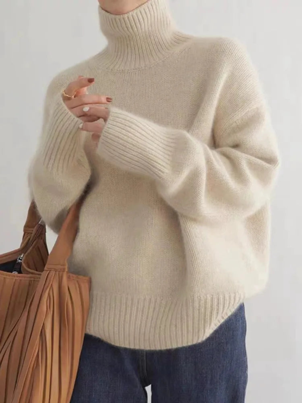 Stilla | Behagelig rullekrave sweater lavet af strik